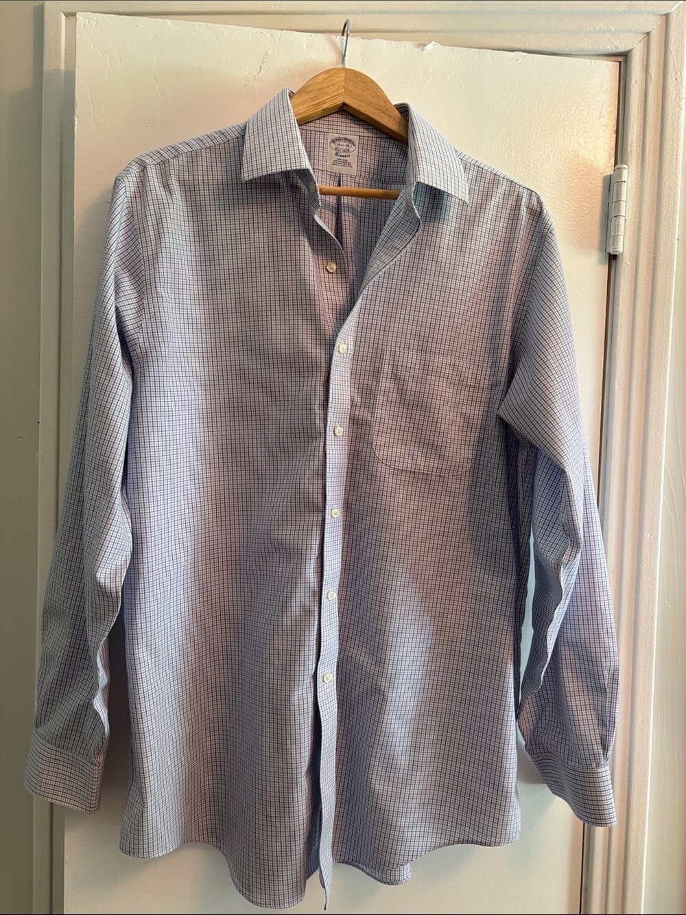Brooks Brothers 161/2 35 non-iron supima cotton shirt